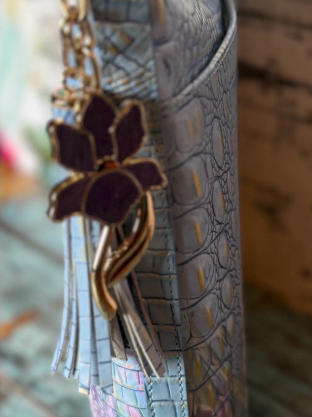 Brahmin Katie Crossbody in Multi Morning Dew NWT Flowers Blue Floral - Picture 2 of 8